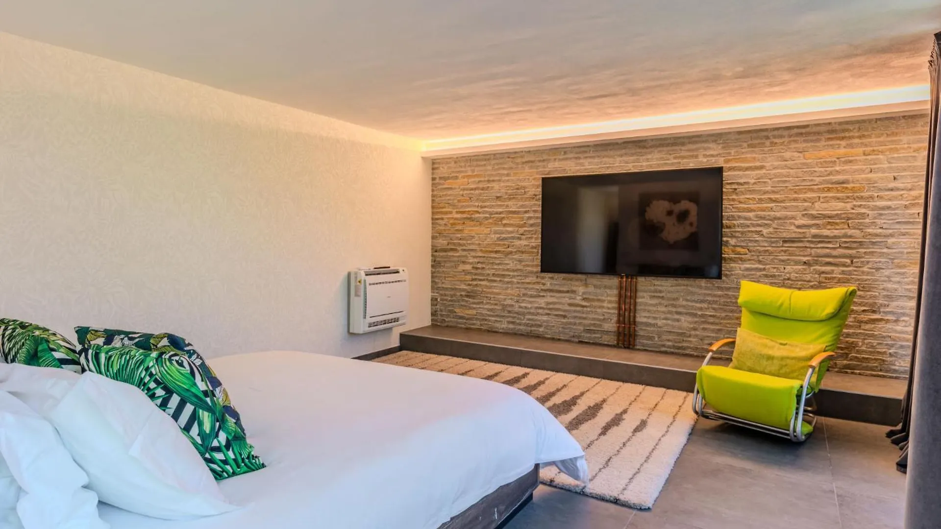 Apartment Belvedere By Interhome Casnate Con Bernate