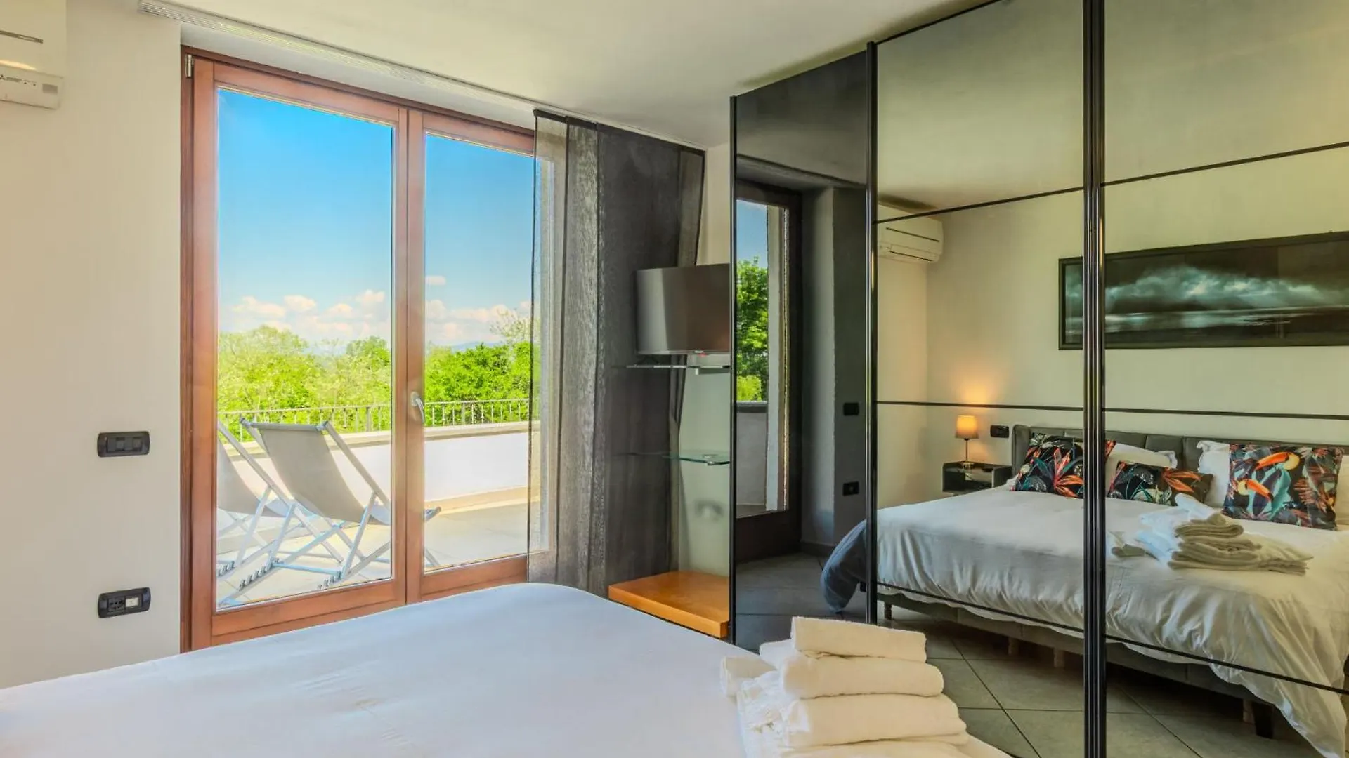 Apartment Belvedere By Interhome Casnate Con Bernate
